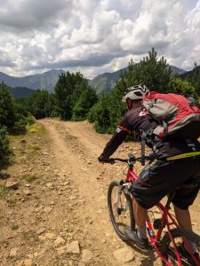 Спуск в ущелье Маруха